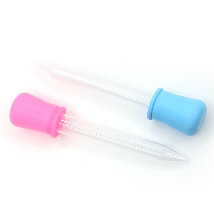 The Purr-fect Solution: How a Simple Silicone Feeder Can Transform Pet Care Routines